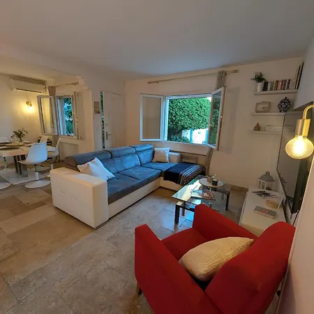 Appartement Grand 3 6 Personnes, Terrasse Privee A 300m De La *